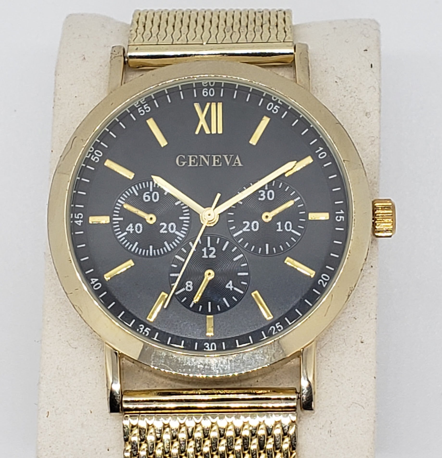 Unisex Geneva watch
