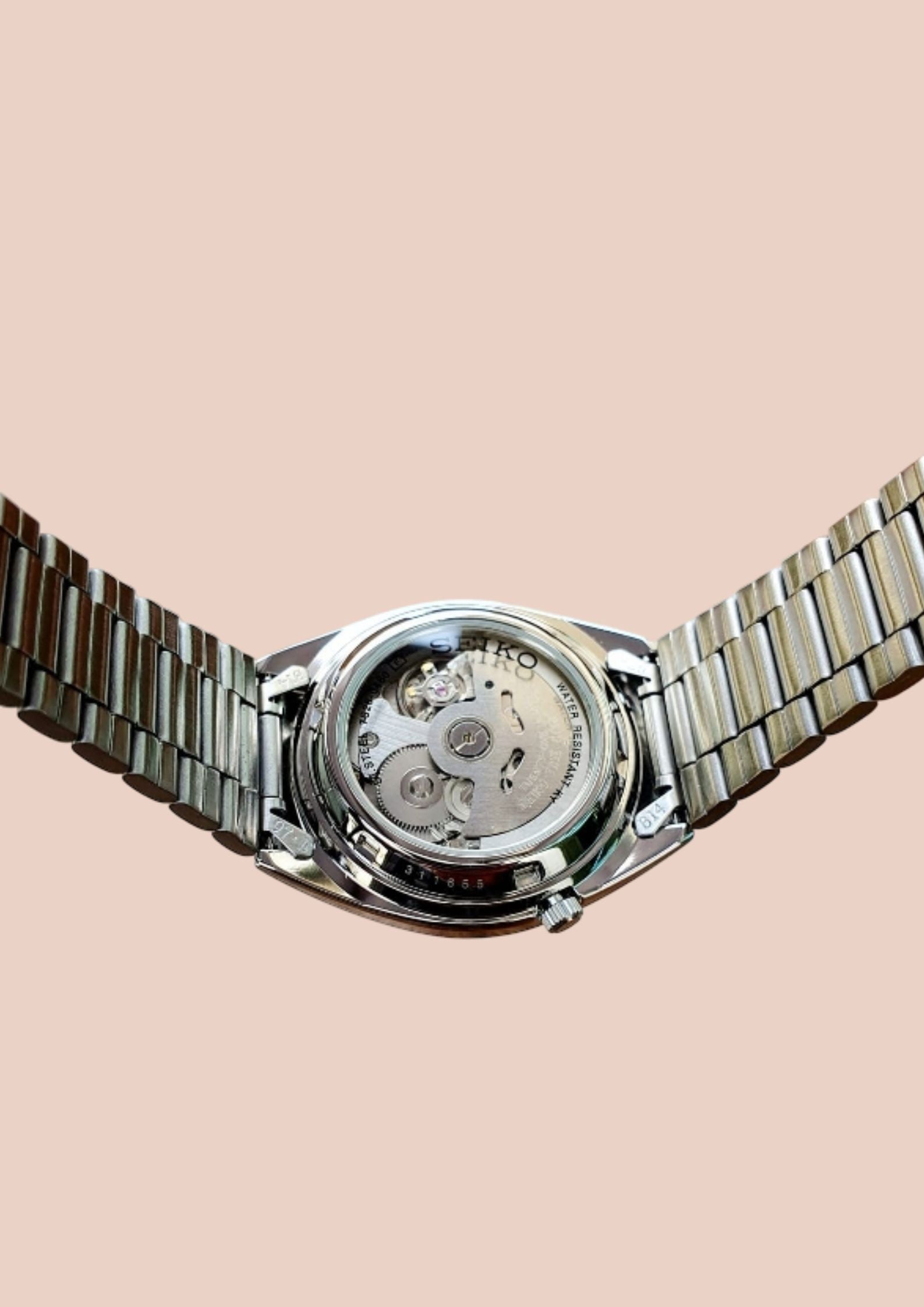 Seiko White Textured Dial Watch